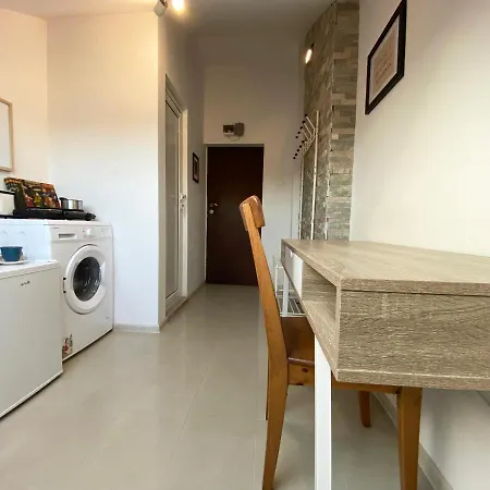 Lk17 - Loft In The Center