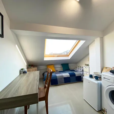 Lk17 - Loft In The Center
