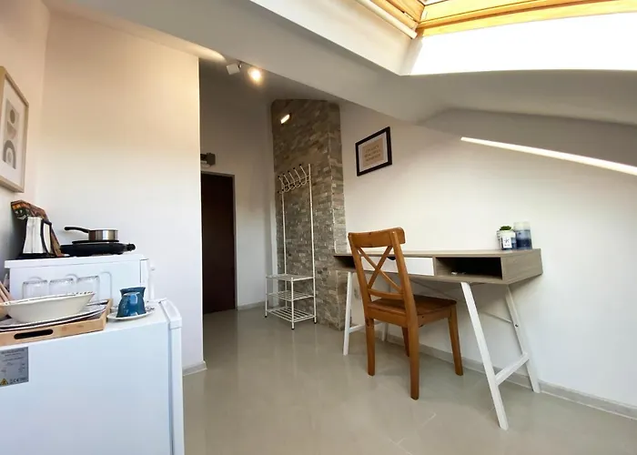 Lk17 - Loft In The Center